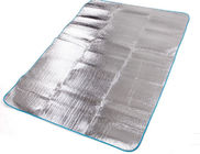 Polyester et aluminium se pliants de tapis de plage de tapis imperméable bleu-clair de pique-nique