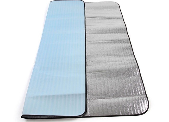Polyester et aluminium se pliants de tapis de plage de tapis imperméable bleu-clair de pique-nique